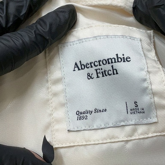 Abercrombie & Fitch Cream Utility Jacket - Picture 3 of 3